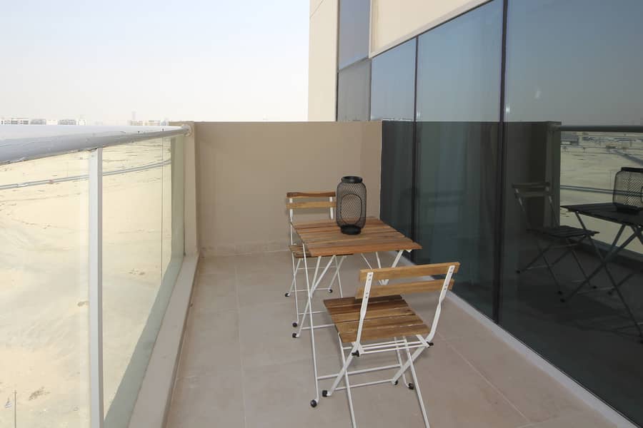 15 Balcony. JPG