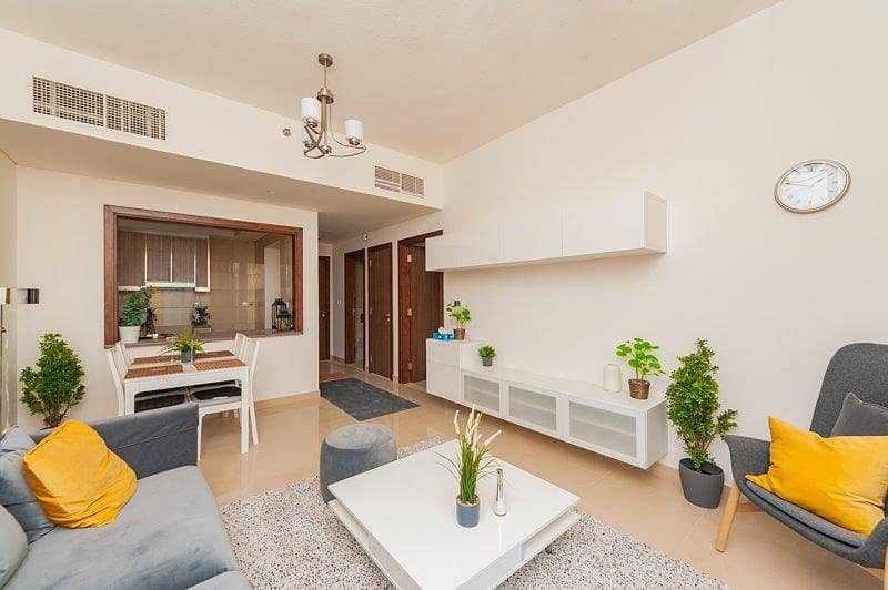3 Satwa_MR04_104-1BR-ShowApt-Terrace-4. jpg