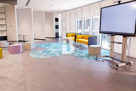 Office for Rent in Umm Ramool, Dubai - FULLY FITTED| PANORAMIC CITYSCAPE |VACANT OFFICE