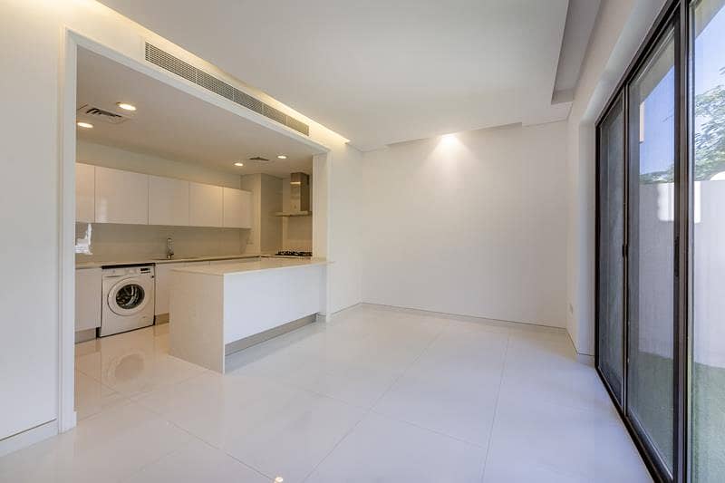 位于迪拜体育城，布鲁明戴尔别墅区 4 卧室的别墅 4200000 AED - 8768416