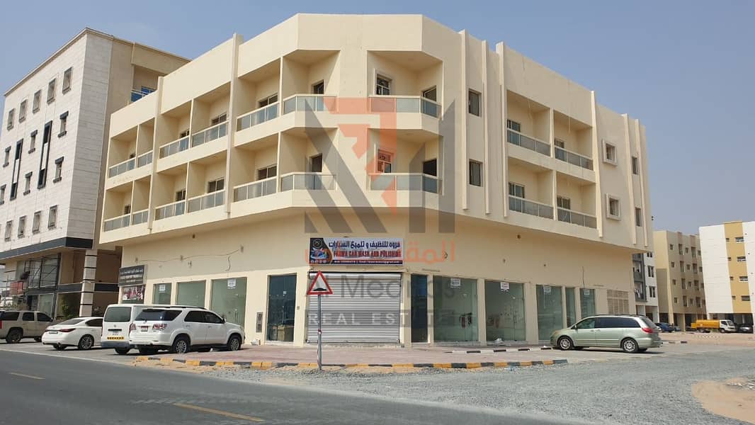 位于艾尔朱尔夫 8 卧室的住宅楼 6000000 AED - 7546563 位于艾尔朱尔夫 8 卧室的住宅楼 6000000 AED - 7546563