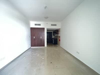 PRIME LOCATION | WELL MAINTAINED | READY TO MOVE