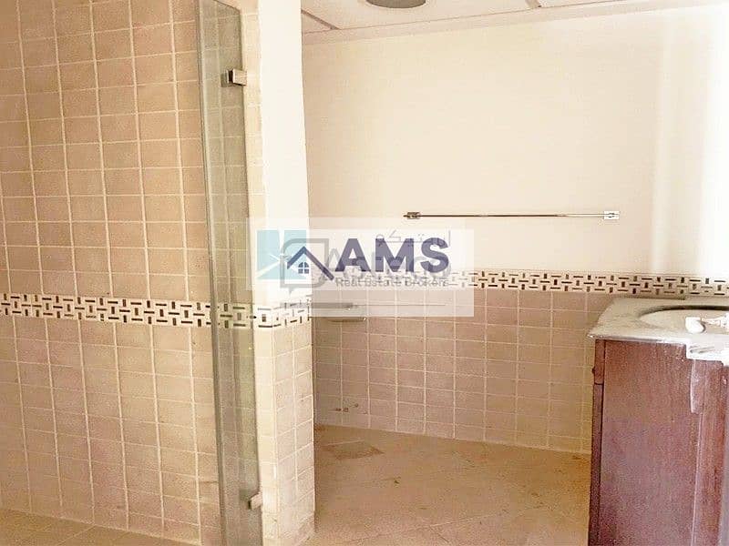 10 Brand New 2 Bed with Terrace and Garden View