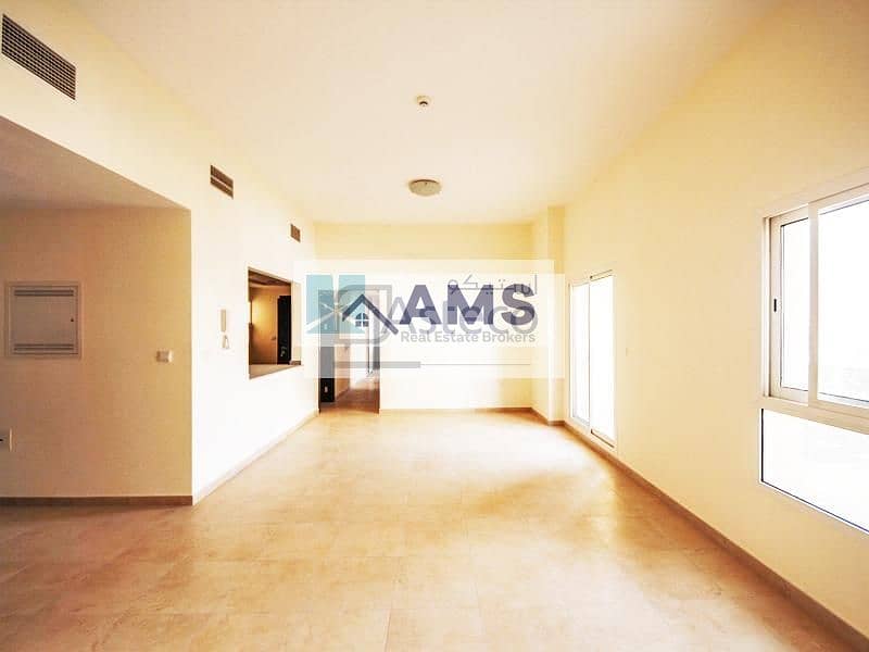 2 Spacious 3 Bed with Balcony and Terrace