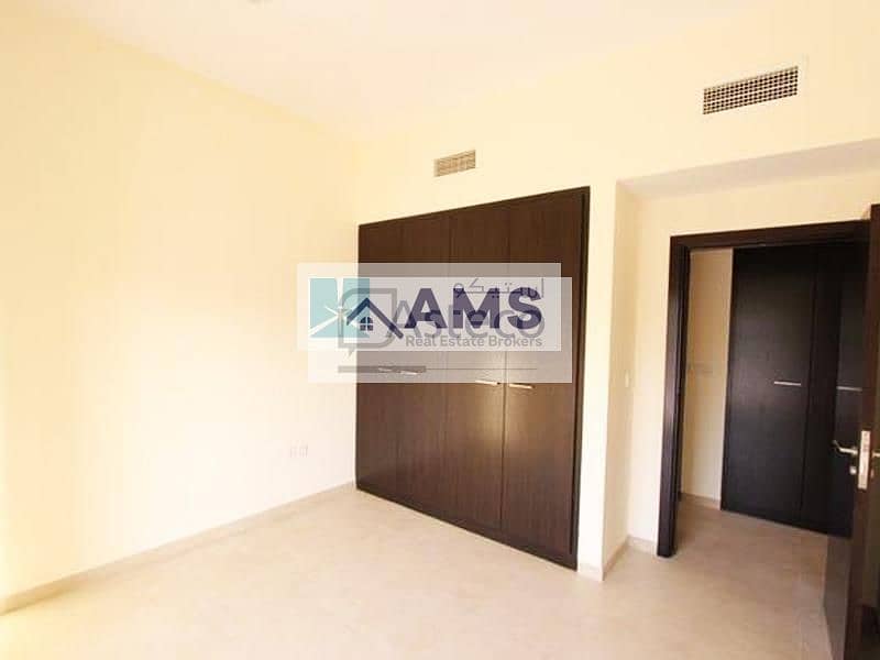 3 Spacious 3 Bed with Balcony and Terrace