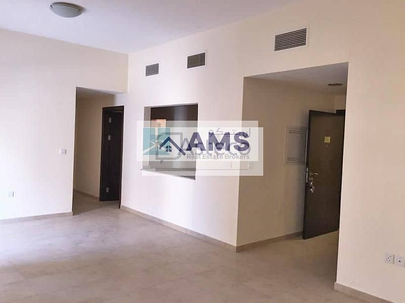 4 Spacious 3 Bed with Balcony and Terrace