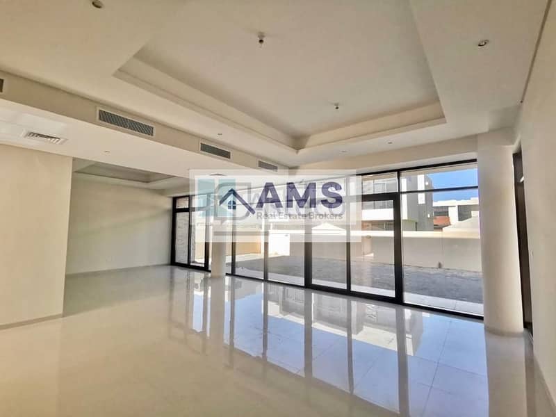 Big Villa | Highly Maintained | Cozy Ambience