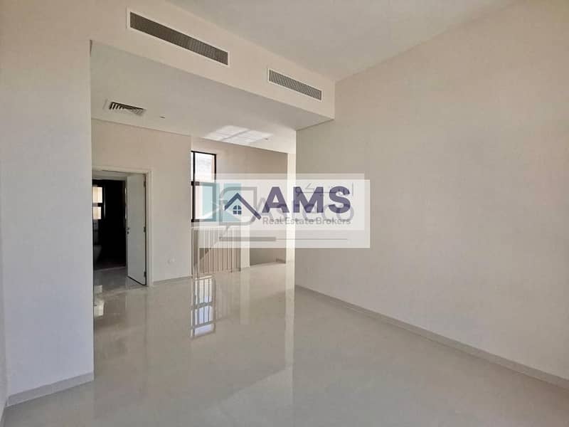 7 Big Villa | Highly Maintained | Cozy Ambience