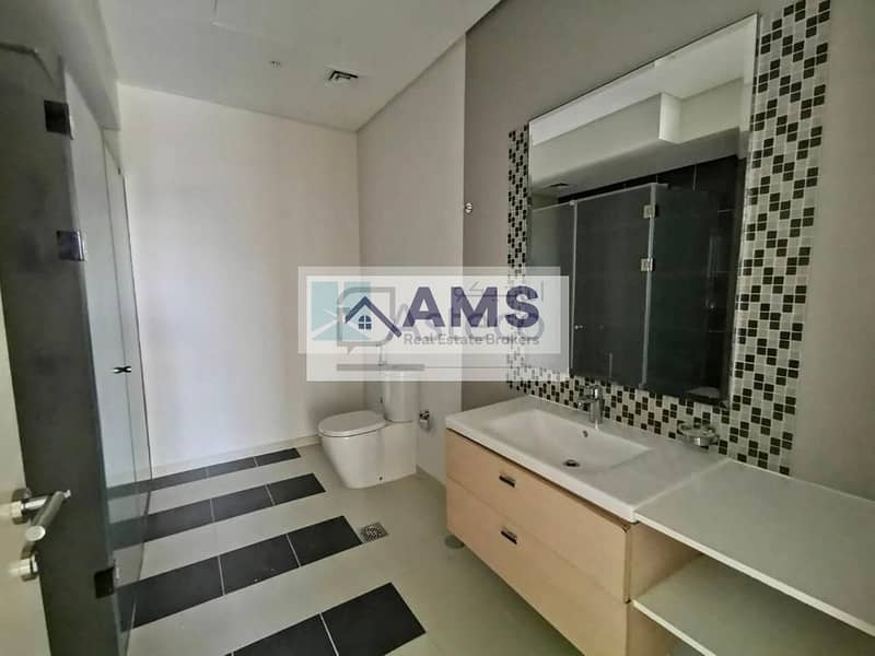 13 Big Villa | Highly Maintained | Cozy Ambience