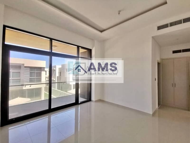 15 Big Villa | Highly Maintained | Cozy Ambience