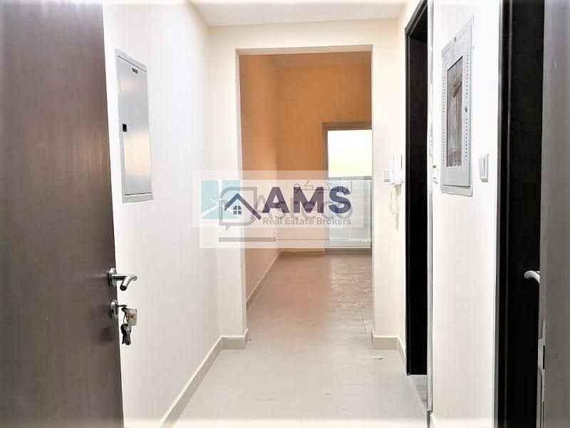 2 Motivated Seller | Vacant | Brad New Apartment