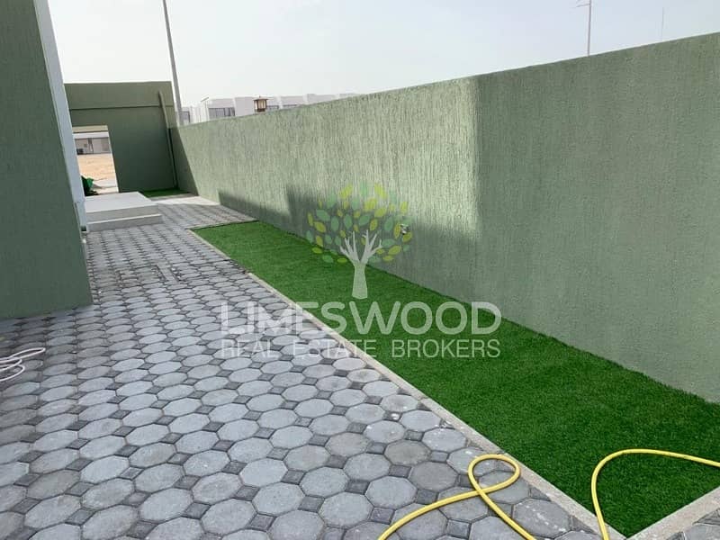 10 Custom Made | Independent Villa | Large Plot | Great Price