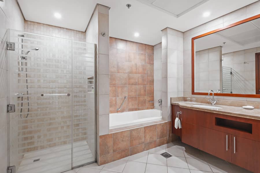9 4 bedroom - Bathroom 1. jpg