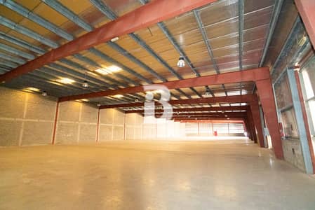 Warehouse for Rent in Dubai Investment Park (DIP), Dubai - AED 35/sqft Only! 9267 Sqft Warehouse in DIP