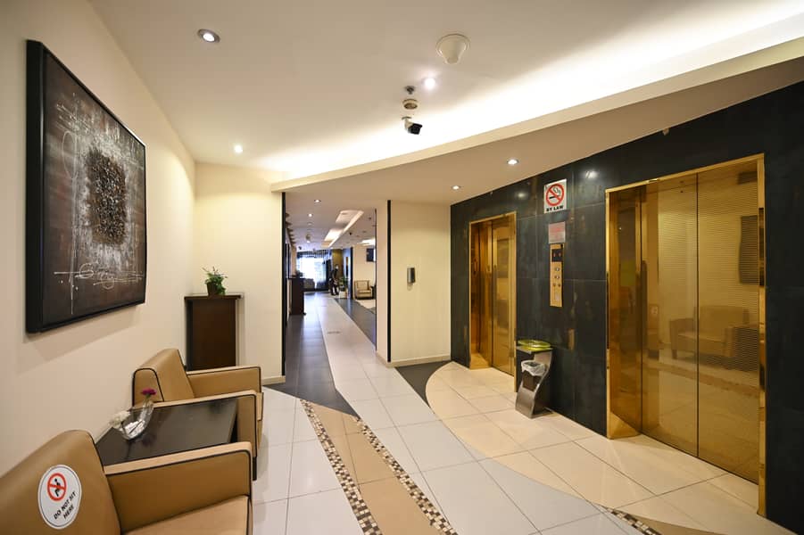 5 Lobby-1. jpg