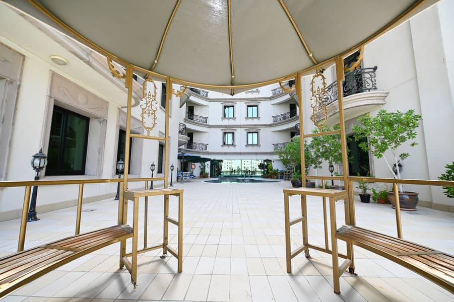 8 Swiiming Pool Area. jpg