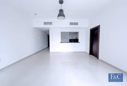 Marina View| Great Location| Large Layout