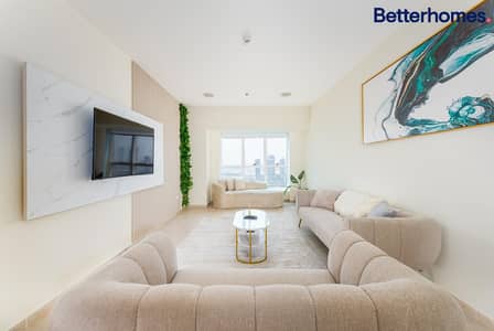 Palm View | Furnished | Corner Unit | Vacant