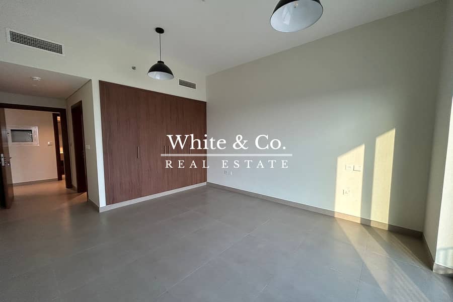 Close to metro | spacious | Available august Close to metro | spacious | Available august