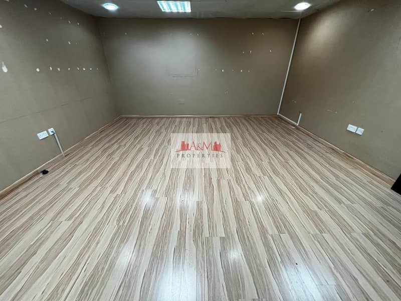 مکتب في شارع النجدة 70000 درهم - 6177709 مکتب في شارع النجدة 70000 درهم - 6177709
