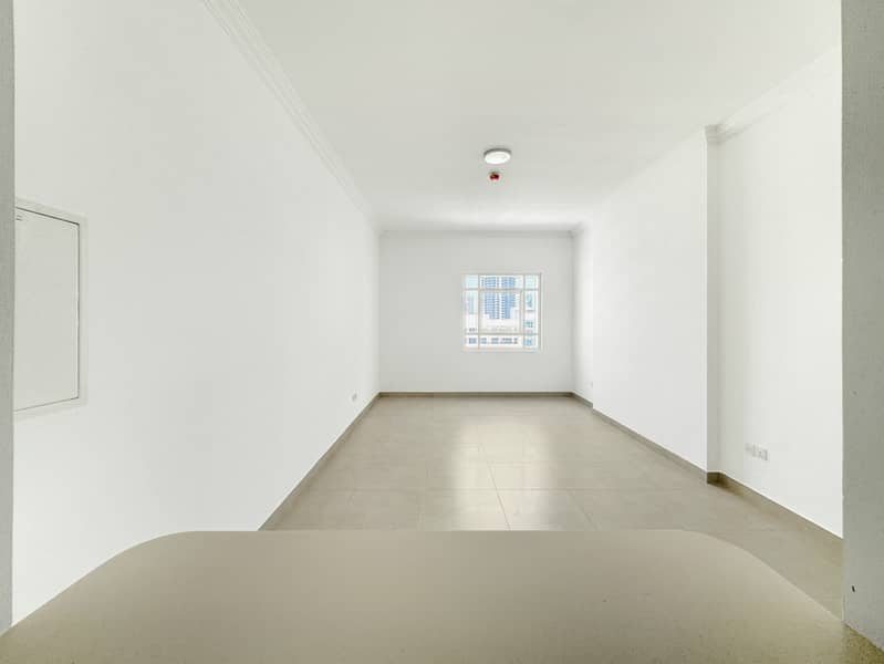 PERFECT HOME | INVESTMENT OPPORTUNITY | LOW FLOOR - Image 19