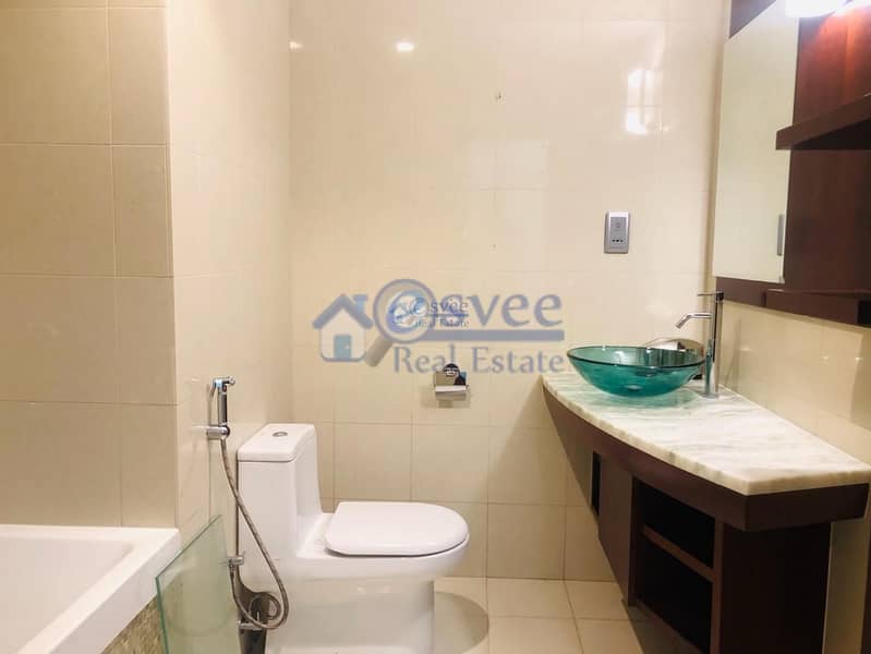 4 2Br Simplex Apartment for sale in Jumeirah Living