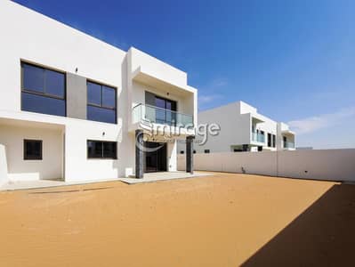 3 Bedroom Villa for Sale in Yas Island, Abu Dhabi - 5b6585bb6b12229d5a9ead90a3137cd304782606. jpg