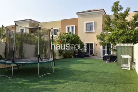 3 Bedroom Villa for Sale in The Lakes, Dubai - Huge Plot | Renovation Opportunity | Rented
