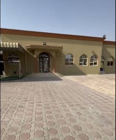 فیلا في الظيت الجنوبي،الظيت 4 غرف 85000 درهم - 9344198