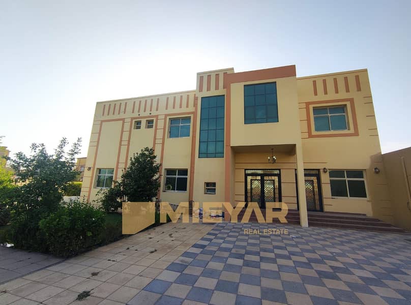 موقع مميز \\\\ سعر مناسب \\\\ حديقه داخليه موقع مميز \\\\ سعر مناسب \\\\ حديقه داخليه
