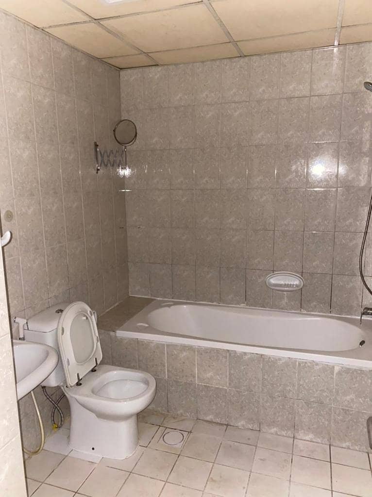 8 toilet 2 . jpeg