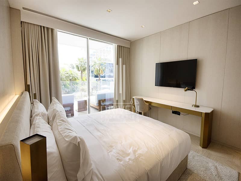 6 Stunning Fully Furnished 2 Bed Apartment