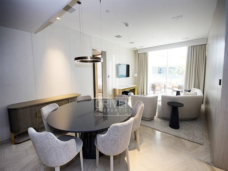 Stunning Fully Furnished 2 Bed Apartment