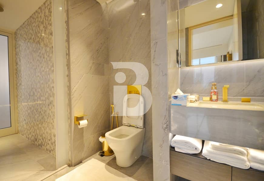 6 Fabulous Sprawling Apartment on the Palm! Luxury at its best