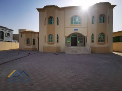 For rent in Al Rawda 3, a villa with a large and spacious area, large monsters, and an excellent setback