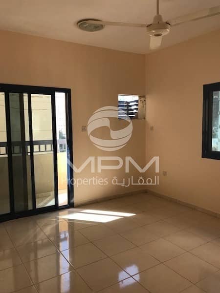 2 br hall . 1 month free 2 br hall . 1 month free