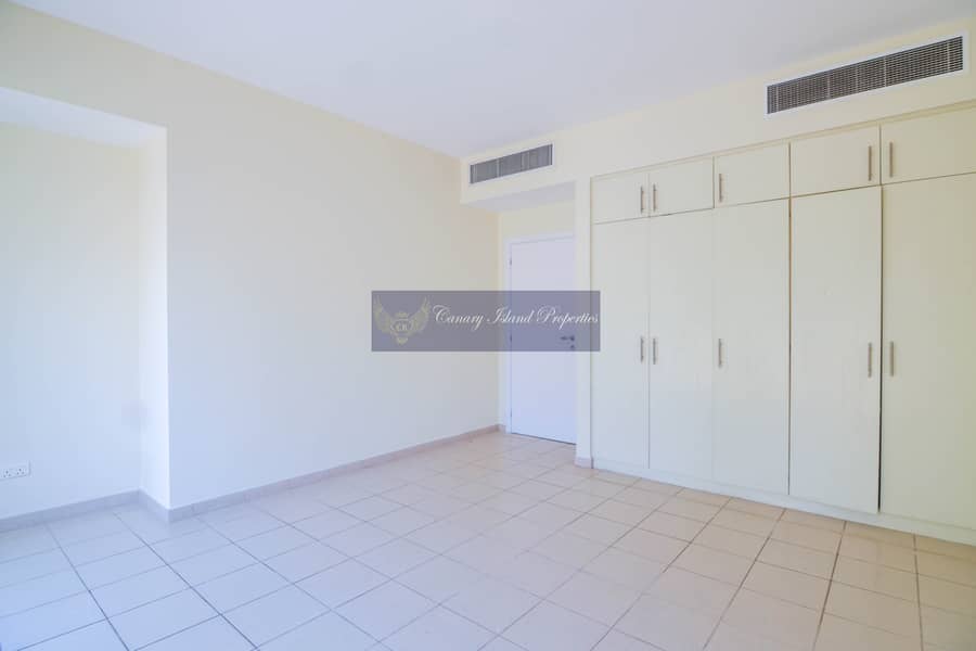 13 Perfect Condition | 4 Bed | Landscaped | Meadows 2