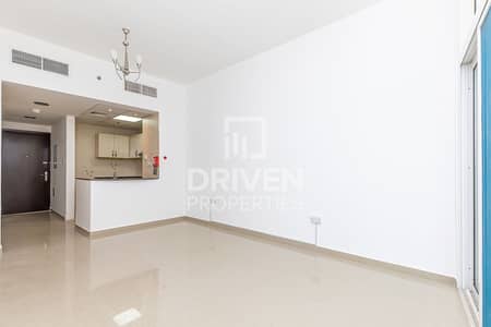 Studio with Balcony | Rented | Community View