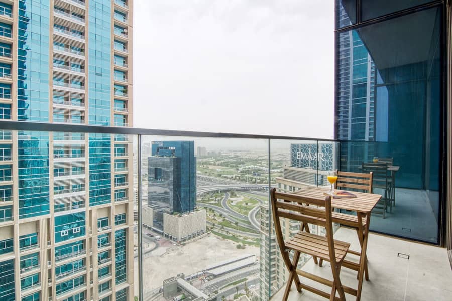 2 05_LAP_1761_AHDR_B_SMD_60 (2K). jpg