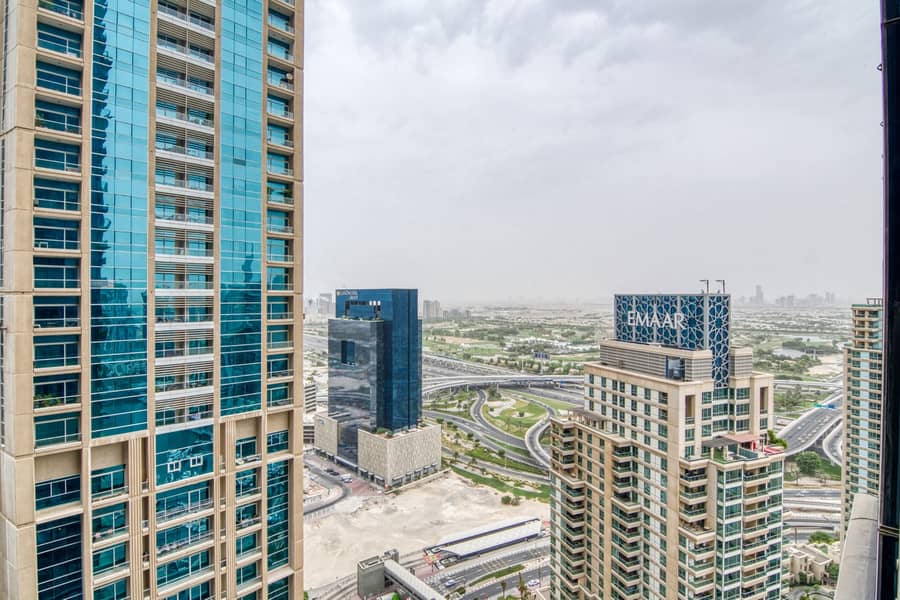 3 17_LAP_1764_AHDR_B_SMD_60 (2K). jpg