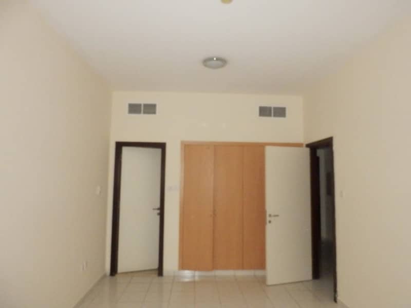 Best Deal. . Vacant 1 bedroom with balcony for Sale Italy Cluster S. P 330,000/-