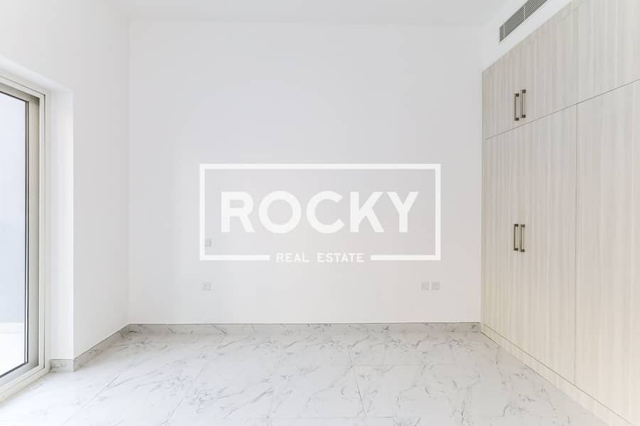 5 AAA - Apartment (11 of 11). jpg