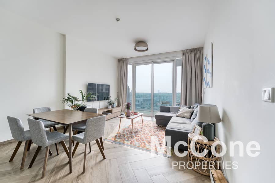 Spacious Unit | Close To Metro Spacious Unit | Close To Metro