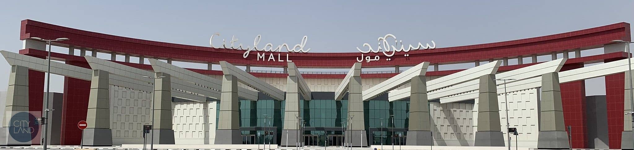 2 Main Entrance. JPEG