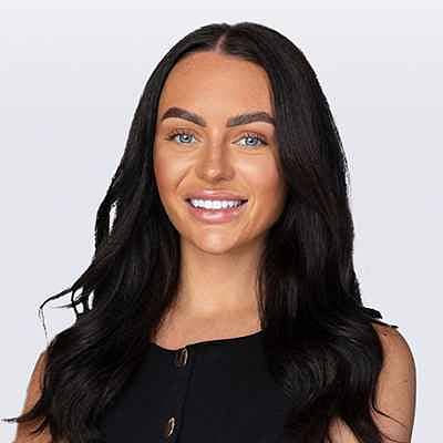 Holly Teven