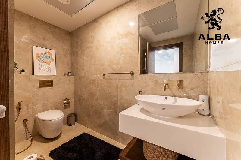 13 FURNISHED 1BR APARTMENT FOR SALE IN JUMEIRAH VILLAGE CIRCLE (6). jpg