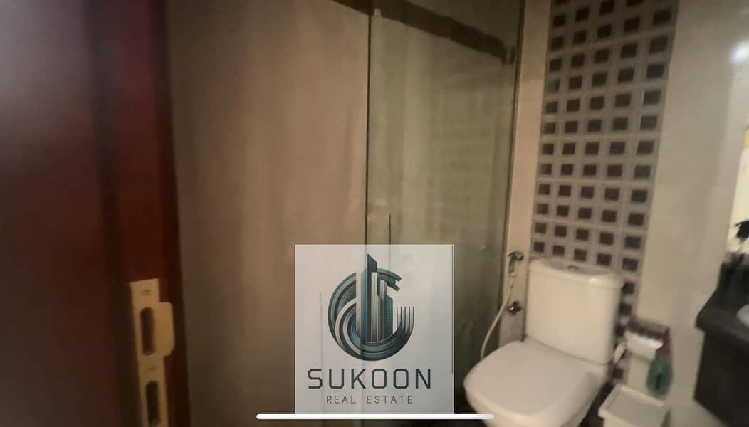 8 3BHK Conqueror tower - 8. jpg