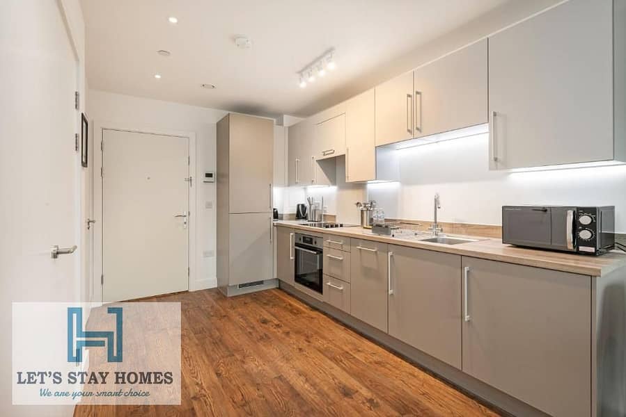 Flash Sales ! Yearly Stay I Quarterly Payments I Near Metro ! Furnished with Kitchen I Lavish I Free Housekeeping - Image 8