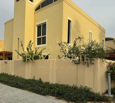 5 Bedroom Villa for Sale in Al Raha Gardens, Abu Dhabi - IMG-20240723-WA0071 (1). jpg
