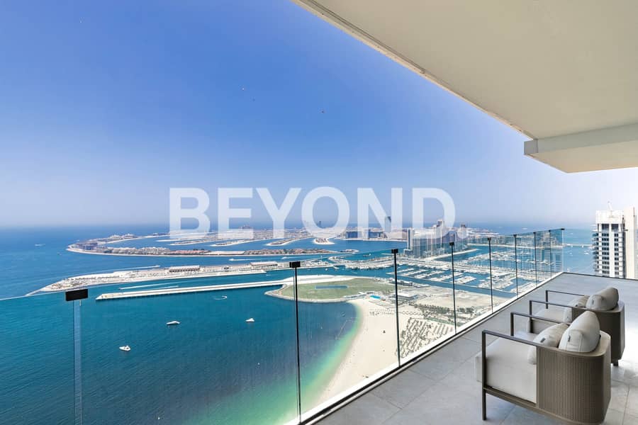 2 11 Выход из спальни на просторный балкон с видом на Palm Jumeirah c одной стороны. jpg